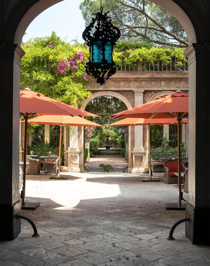 Palazzo Margherita Bernalda Buitenkant foto