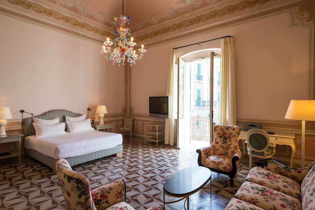 Palazzo Margherita Bernalda Buitenkant foto