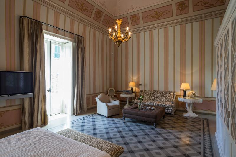 Palazzo Margherita Bernalda Buitenkant foto